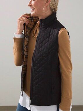 Chicos Quilted Reversible Vest Plaid & Black Size Small